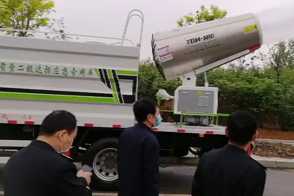 空氣質(zhì)量二級達(dá)標(biāo)應(yīng)急抑塵車降霾視頻