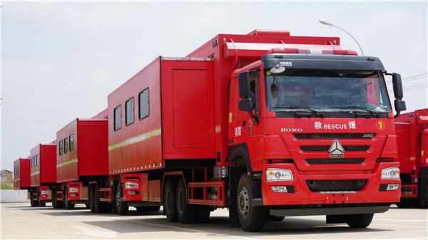 重汽后雙橋宿營(yíng)車(chē)內(nèi)部都有什么