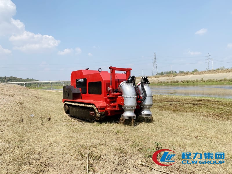 履帶式自帶動力排水機(jī)器人