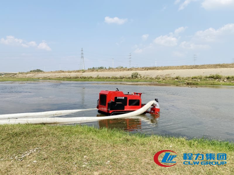 履帶式自帶動力排水機(jī)器人